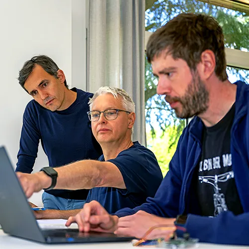 Das Team der LANZ GmbH aus Bergisch Gladbach